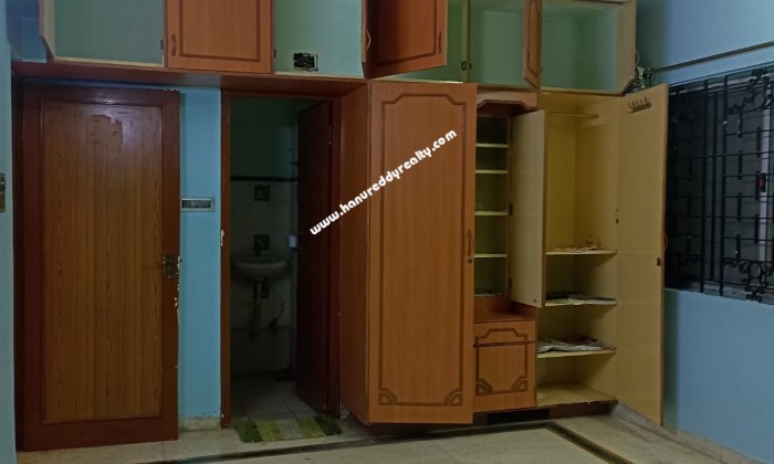 2 BHK Flat for Rent in Egmore